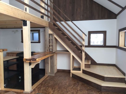 82842789_510940696215219_110053692236890112_n