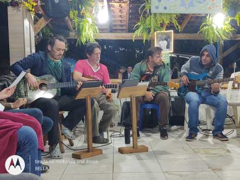 10e98982-0fa1-47c2-8b9e-d38d79ec16a9-1